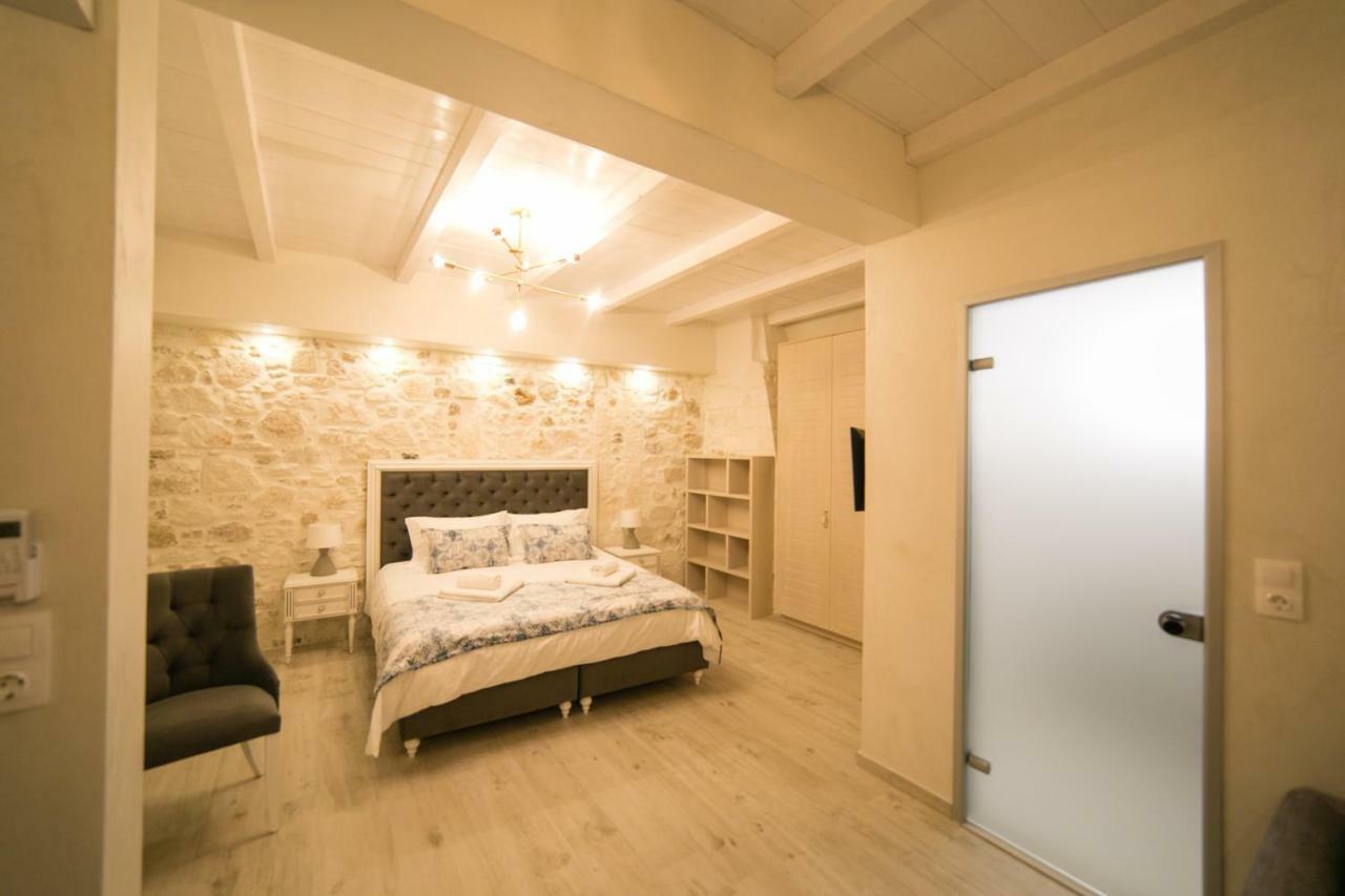 Jacuzzi Suite In The Heart Of Oldtown Réthymnon Extérieur photo