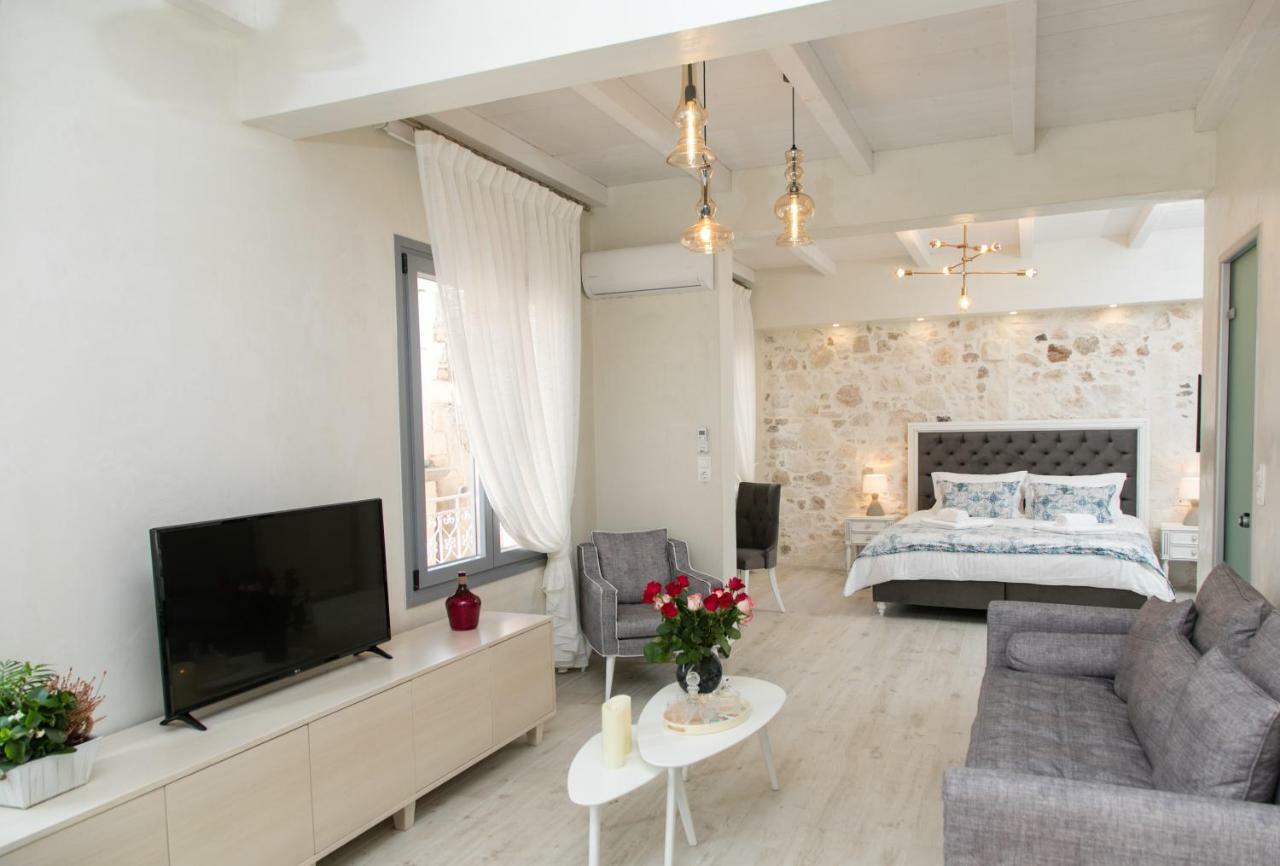 Jacuzzi Suite In The Heart Of Oldtown Réthymnon Extérieur photo
