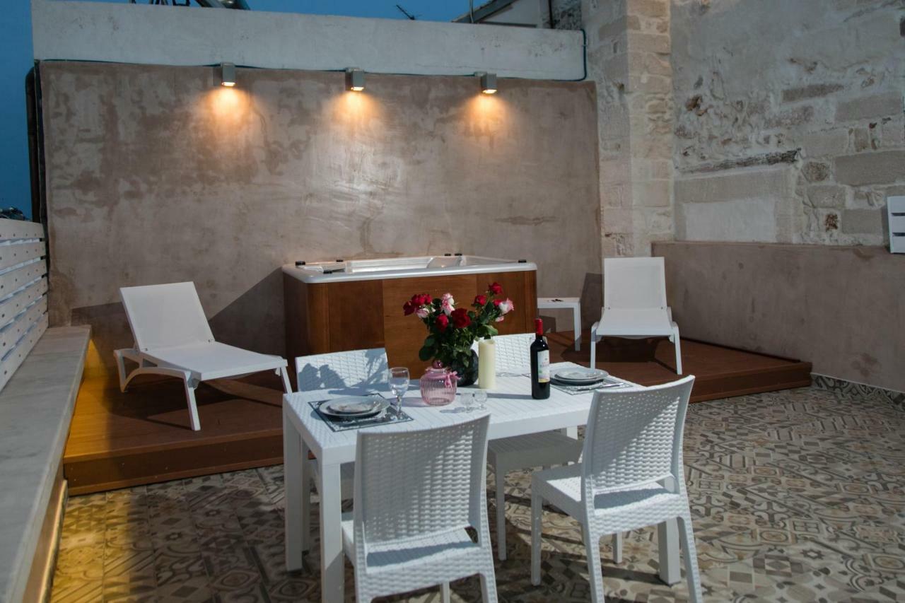 Jacuzzi Suite In The Heart Of Oldtown Réthymnon Extérieur photo