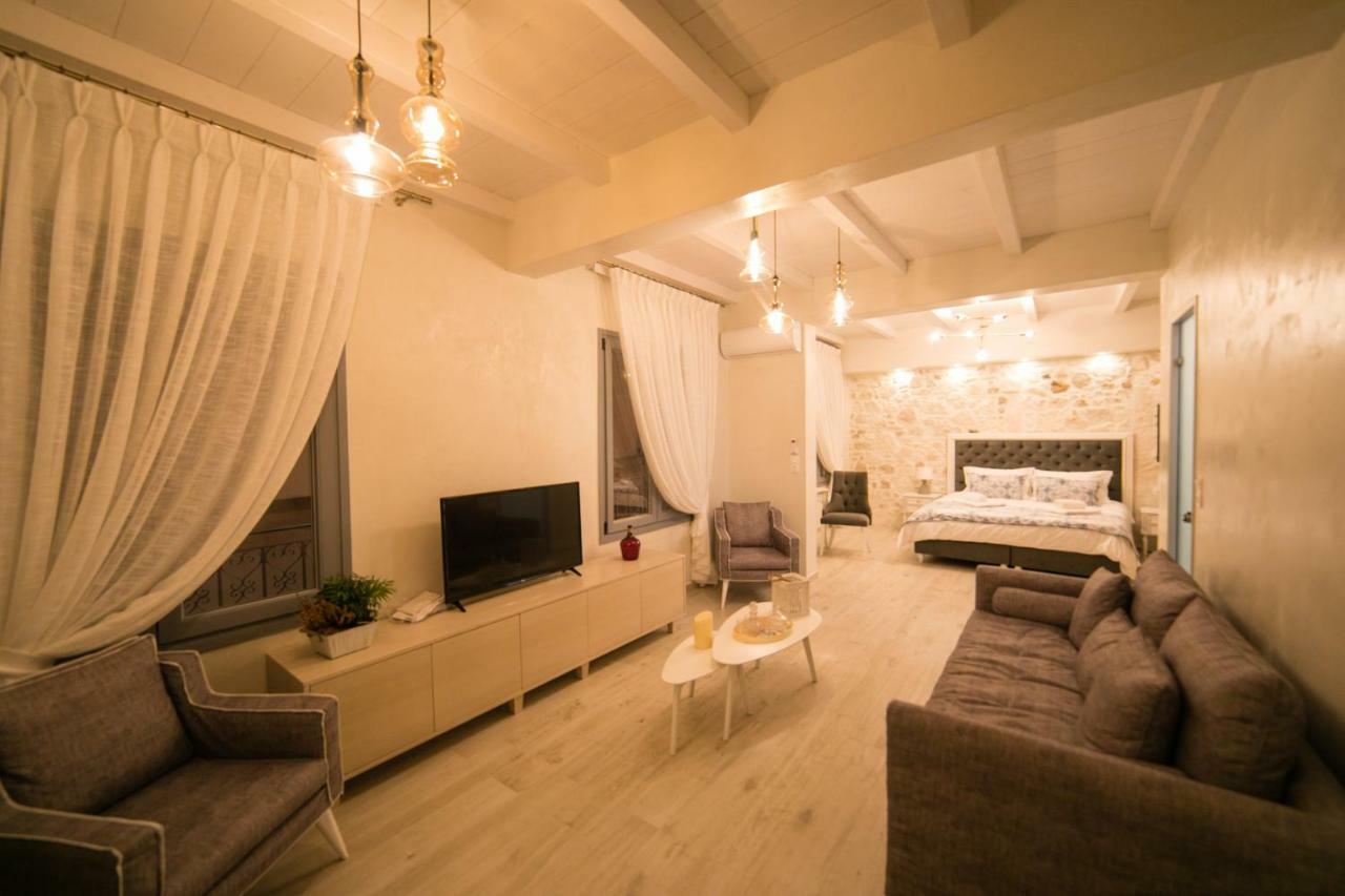 Jacuzzi Suite In The Heart Of Oldtown Réthymnon Extérieur photo