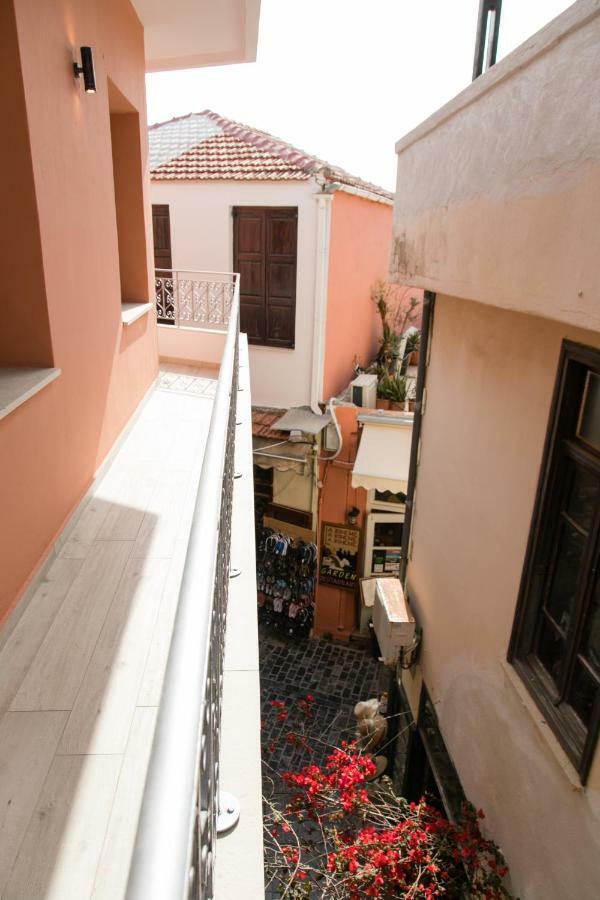 Jacuzzi Suite In The Heart Of Oldtown Réthymnon Extérieur photo