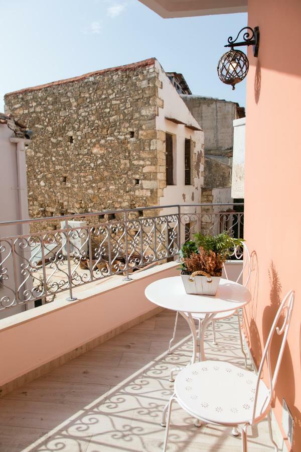 Jacuzzi Suite In The Heart Of Oldtown Réthymnon Extérieur photo